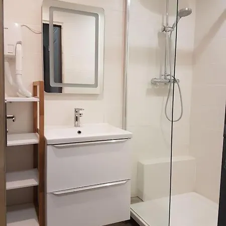 3 Pers Pasteur Sur Sarthe Centre Дом отдыха *